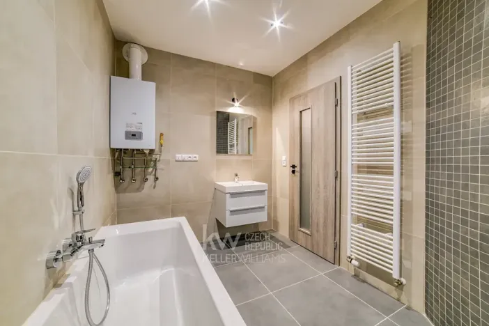 Pronájem bytu 3+kk, Cheb, 17. listopadu, 73 m2