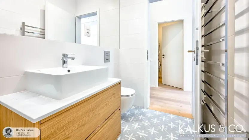 Pronájem bytu 2+kk, Hradec Králové, Eliščino nábřeží, 44 m2