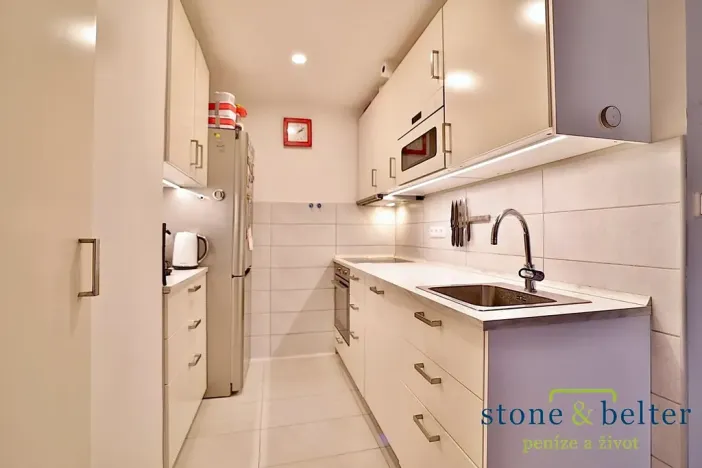 Prodej bytu 2+kk, Praha - Kamýk, Smotlachova, 43 m2