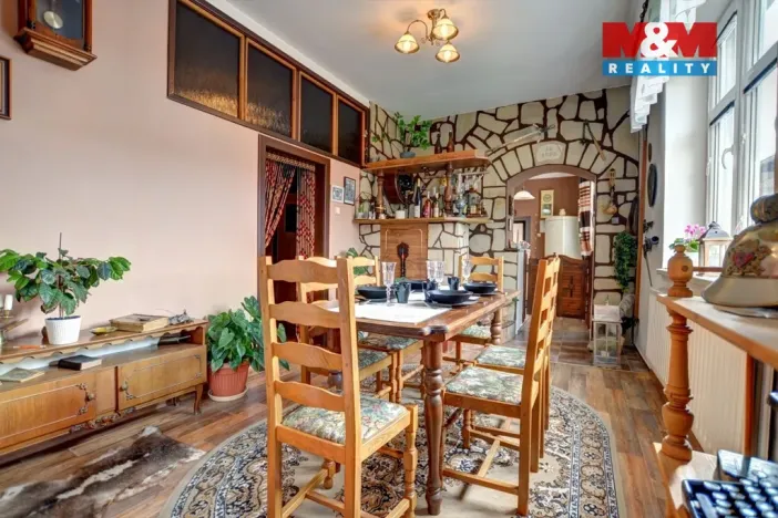 Prodej rodinného domu, Hostinné, Horská, 408 m2