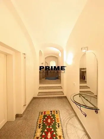 Pronájem bytu 2+kk, Praha - Malá Strana, Vlašská, 92 m2