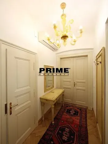 Pronájem bytu 2+1, Praha - Nové Město, Truhlářská, 77 m2