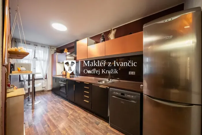 Pronájem rodinného domu, Ivančice, Jana Schwarze, 178 m2