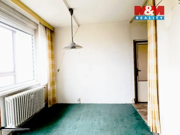 Prodej bytu 2+1, Karlovy Vary - Stará Role, Dvořákova, 58 m2