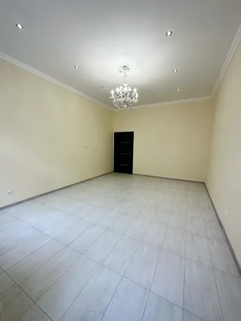 Prodej bytu 4+1, Karlovy Vary, Vřídelní, 160 m2