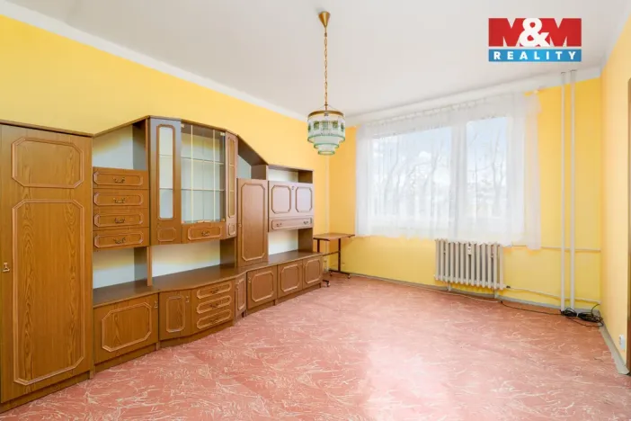 Prodej bytu 1+1, Krupka - Maršov, Karla Čapka, 35 m2