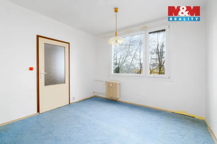 Prodej bytu 1+1, Krupka - Maršov, Karla Čapka, 35 m2