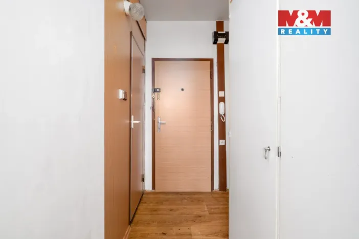 Prodej bytu 1+1, Krupka - Maršov, Karla Čapka, 35 m2