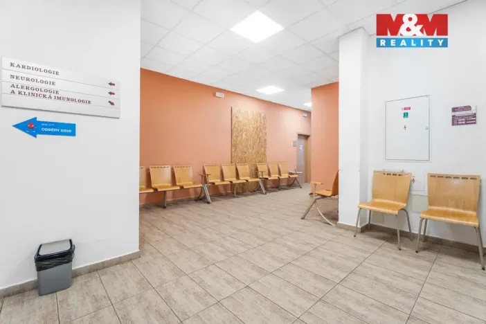 Pronájem komerční nemovitosti, Ústí nad Labem - Severní Terasa, Šrámkova, 33 m2