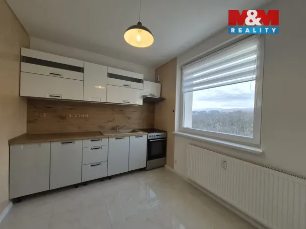 Prodej bytu 3+1, Jirkov, Mládežnická, 78 m2