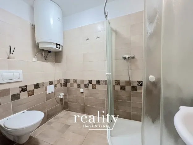 Pronájem bytu 1+1, Znojmo, Čermákova, 37 m2