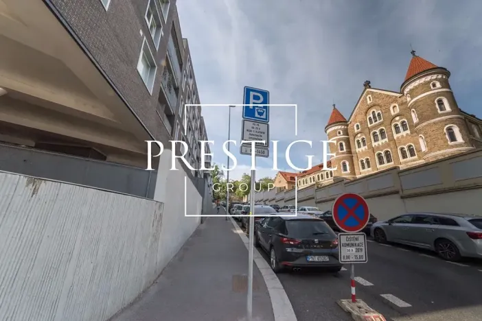 Pronájem bytu 1+kk, Praha - Smíchov, Švédská, 48 m2