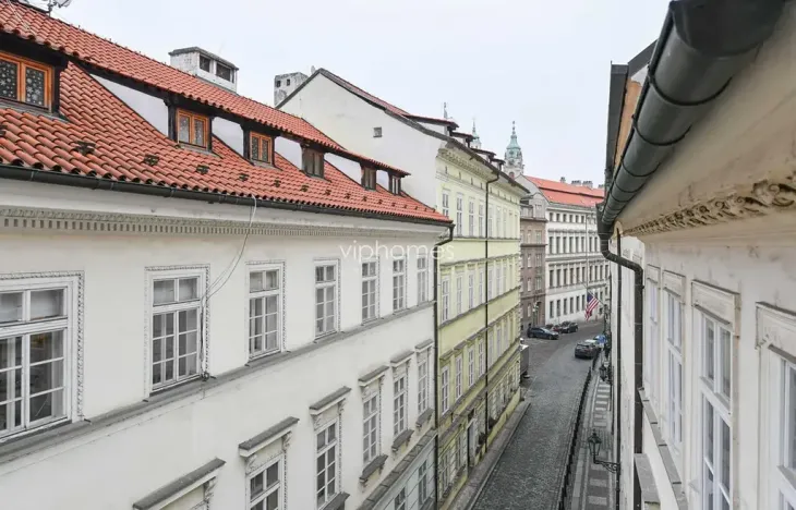 Pronájem bytu 4+1, Praha - Malá Strana, Vlašská, 170 m2