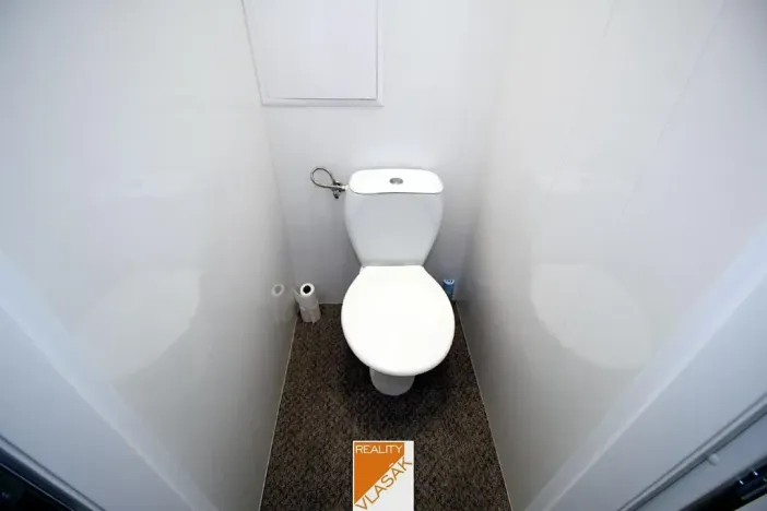 Pronájem bytu 2+1, Kadaň, Chomutovská, 56 m2