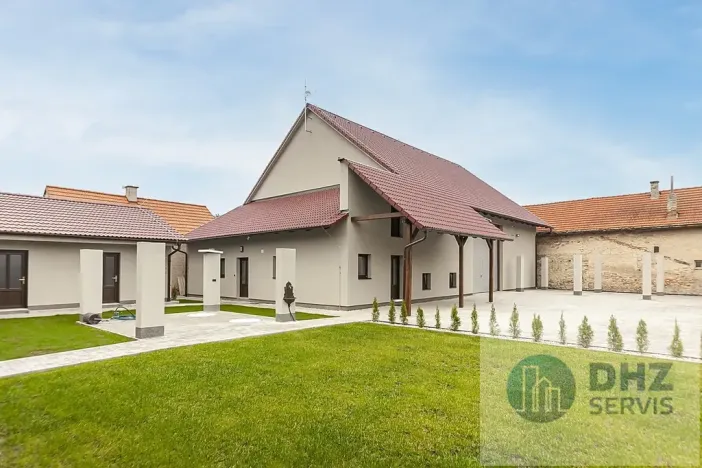 Pronájem komerční nemovitosti, Hořátev, 22 m2