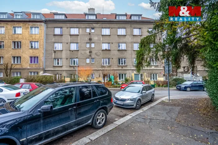Prodej bytu 2+kk, Praha - Bubeneč, M. J. Lermontova, 43 m2