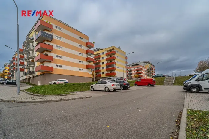 Pronájem bytu 2+kk, Brno, Listnatá, 45 m2