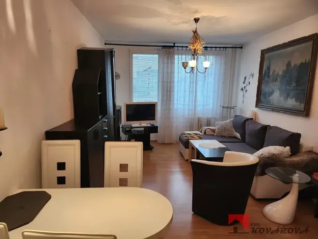 Pronájem bytu 2+kk, Kralupy nad Vltavou, sídl. U Cukrovaru, 42 m2