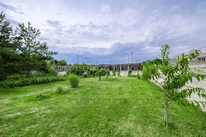 Prodej kanceláře, Strakonice, Heydukova, 220 m2