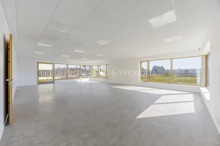 Pronájem kanceláře, Velká Bíteš, 937 m2