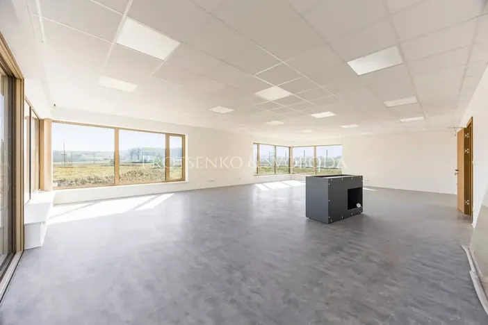 Pronájem kanceláře, Velká Bíteš, 270 m2