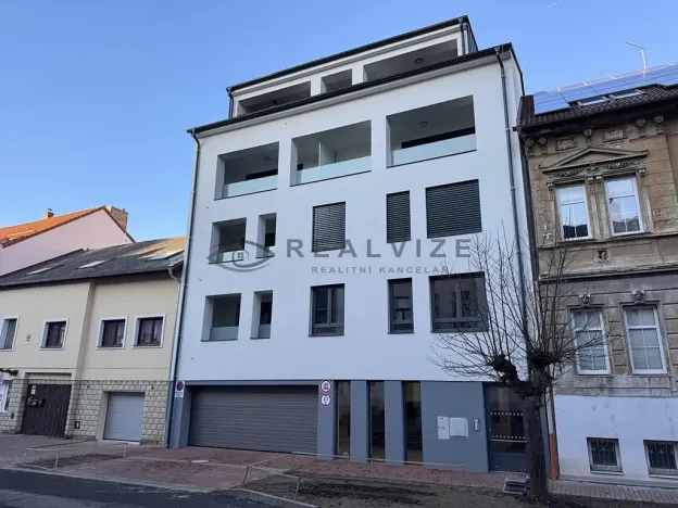 Pronájem bytu 2+kk, České Budějovice, Puklicova, 32 m2