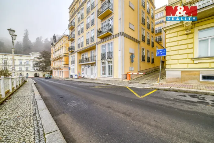 Prodej obchodního prostoru, Mariánské Lázně, Masarykova, 101 m2