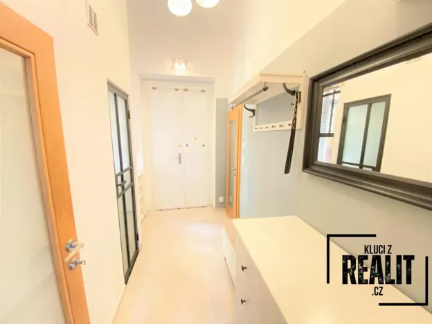 Pronájem bytu 1+1, Praha - Malá Strana, Újezd, 49 m2