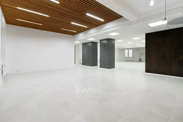 Pronájem obchodního prostoru, Tábor, Berlínská, 427 m2