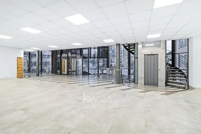 Pronájem kanceláře, Tábor, Berlínská, 427 m2