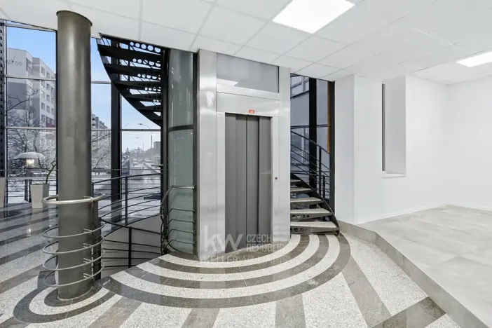 Pronájem obchodního prostoru, Tábor, Berlínská, 1073 m2