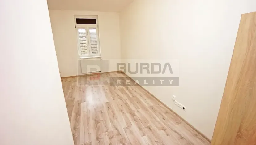 Pronájem bytu 1+kk, Neratovice, 19 m2