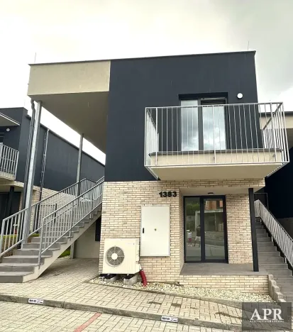 Pronájem bytu 1+1, Zlín, Pod Hradem II, 27 m2