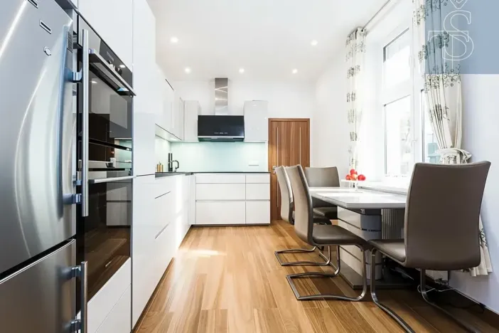 Prodej bytu 3+1, Praha - Holešovice, Veletržní, 102 m2