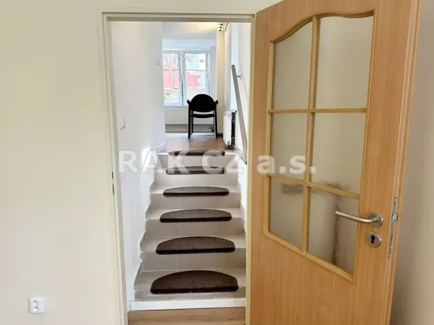 Pronájem bytu 1+kk, Praha - Libeň, Na Truhlářce, 38 m2