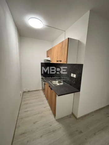 Pronájem bytu 2+kk, Žatec, Dr. Václava Kůrky, 39 m2