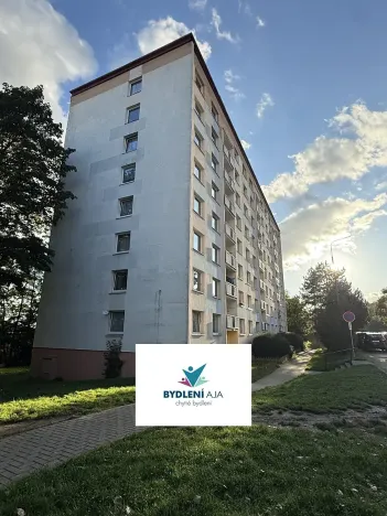 Prodej bytu 1+1, Krupka, Karla Čapka, 36 m2