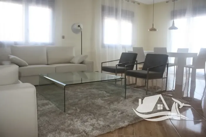 Prodej vily, Torrevieja, Španělsko, 125 m2