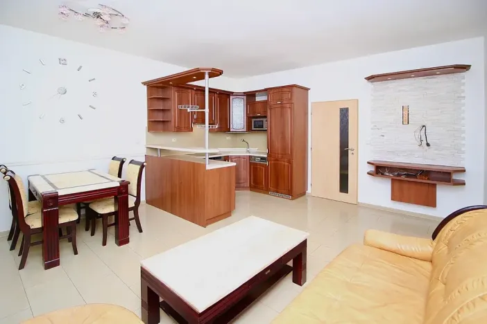 Pronájem bytu 2+kk, Brno, Malátova, 52 m2