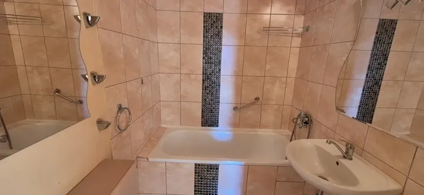 Prodej bytu 3+1, Česká Lípa, Jihlavská, 70 m2