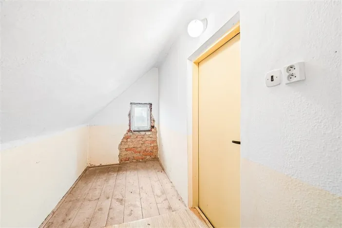 Prodej rodinného domu, Dešenice, 178 m2