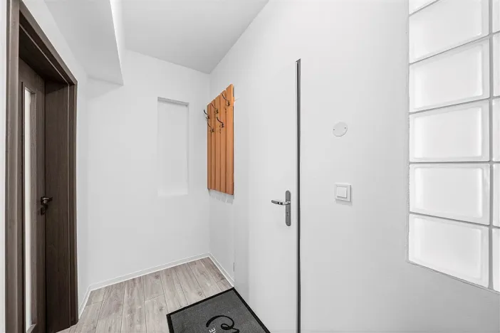 Pronájem bytu 1+1, Plzeň - Doubravka, Masarykova, 44 m2