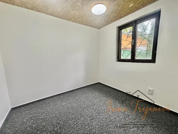 Prodej chaty, Lešany, 45 m2