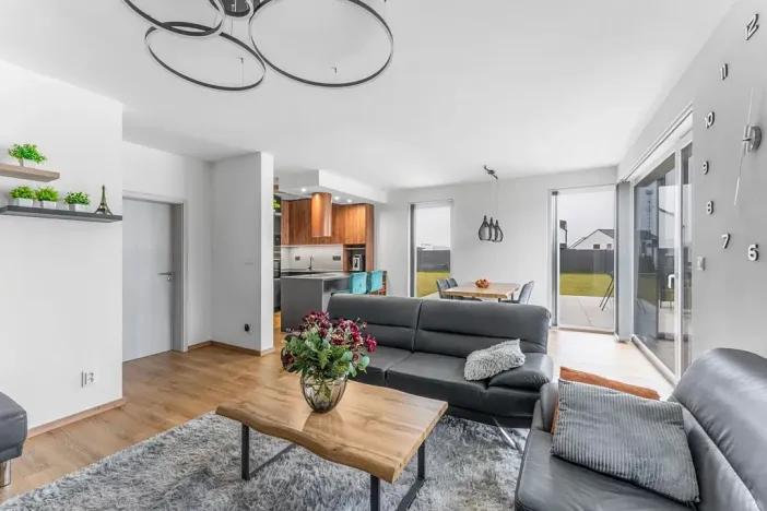 Prodej rodinného domu, Chocerady, 163 m2