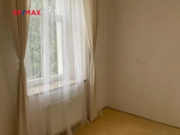 Pronájem kanceláře, Plzeň, Jablonského, 8 m2