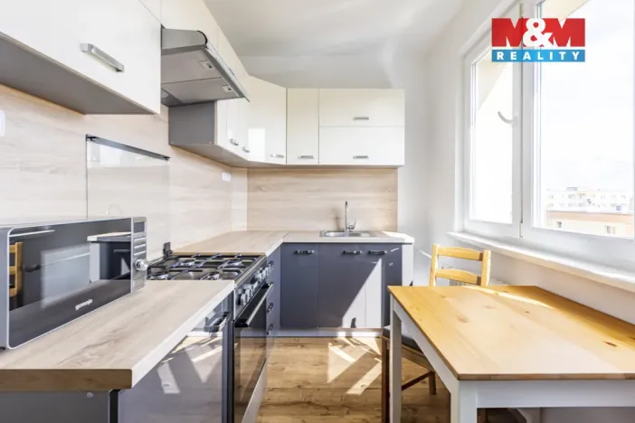 Prodej bytu 2+1, Praha - Malešice, Počernická, 51 m2