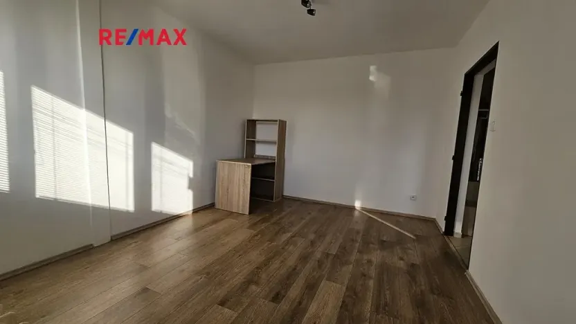Pronájem bytu 1+1, Kolín, Dělnická, 31 m2