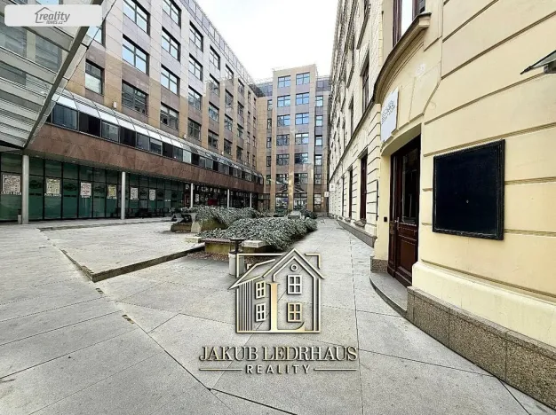 Pronájem kanceláře, Praha - Nové Město, Vladislavova, 63 m2