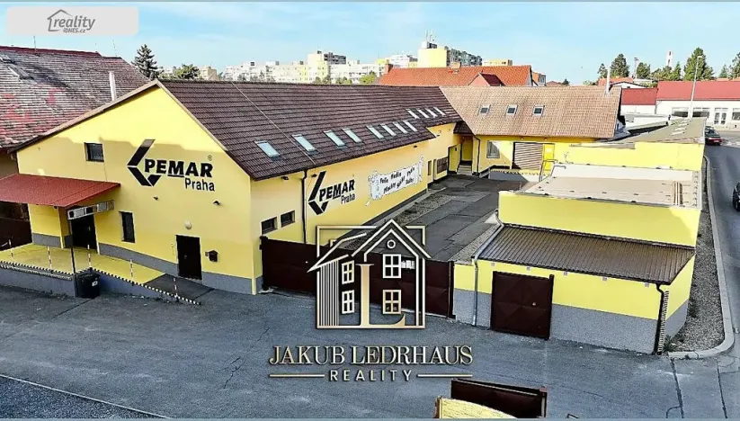 Pronájem skladu, Praha, Libušská, 1900 m2