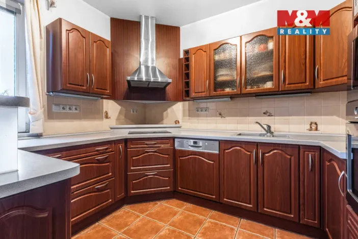 Prodej rodinného domu, Zlosyň, 142 m2